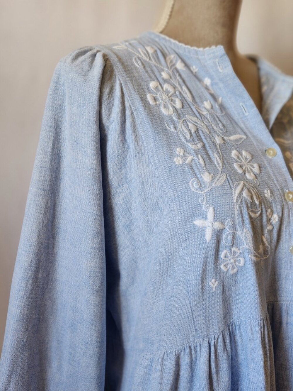 Garnet Hill Women's Size M Blue Embroidered Long Sleeve Pockets Cotton Nighty - Picture 7 of 15